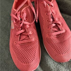 Skechers Women's Pink Mesh Sneakers